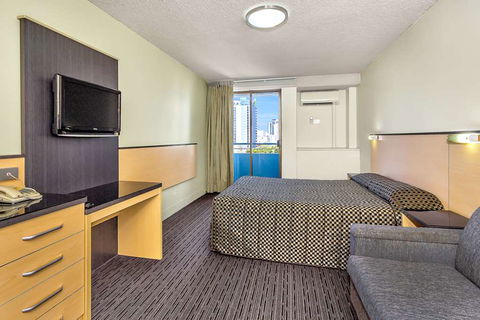 Comfort Inn & Suites Goodearth - Accommodation Asia 14