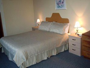 Mountway Holiday Apartments - Accommodation Asia 2