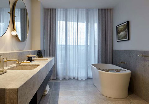 Eos By SkyCity - Accommodation Asia 3