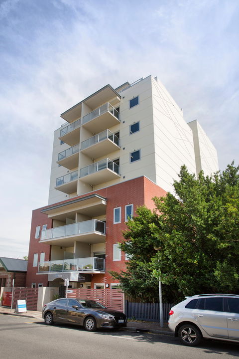 Hume Serviced Apartments - Accommodation Asia 2