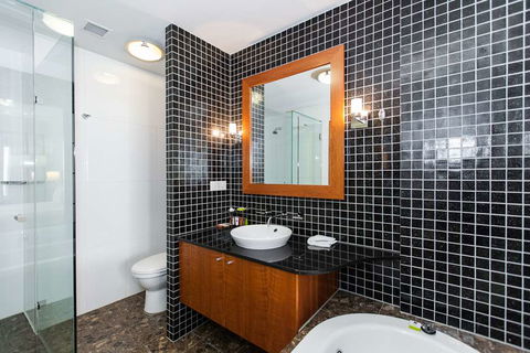 Majestic Roof Garden Hotel - Accommodation Asia 3
