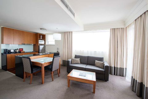 Majestic Roof Garden Hotel - Accommodation Asia 8