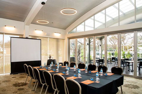 The Terrace Hotel - Accommodation Asia 11