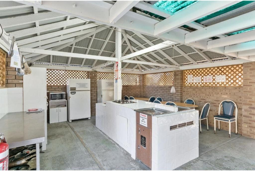 West Swan WA Accommodation Asia