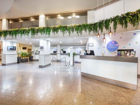 Novotel Surfers Paradise - Accommodation Asia 12