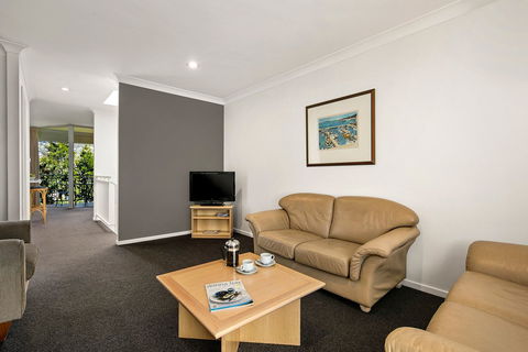 Quest Trinity House - Accommodation Guide 3