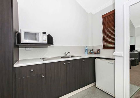 Comfort Inn & Suites Northgate Airport - Accommodation Asia 3