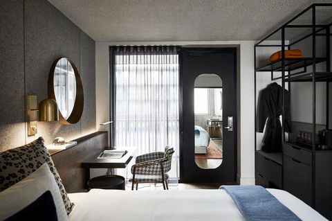 Zagame's House - Accommodation Guide 5