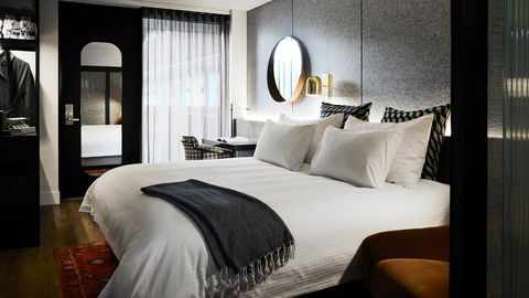 Zagame's House - Accommodation Guide 6