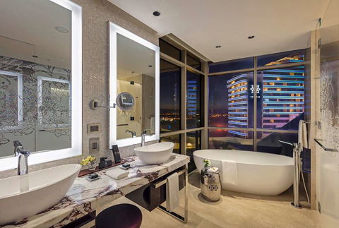 The Darling Gold Coast - Accommodation Asia 6