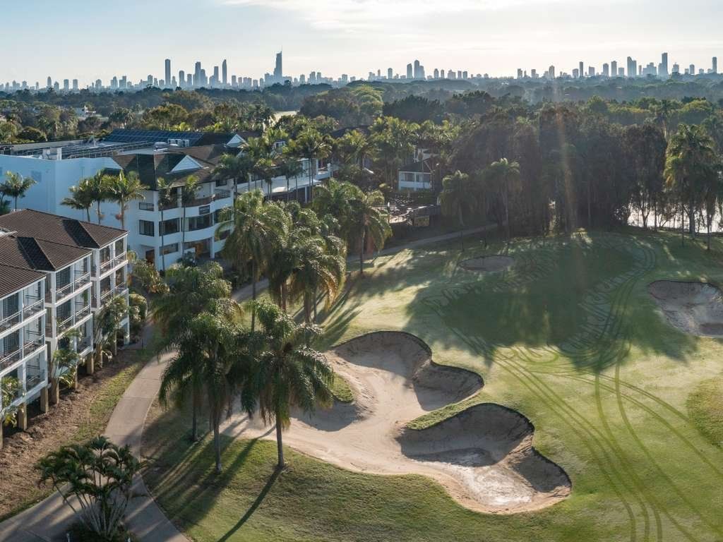 Carrara QLD Accommodation Asia
