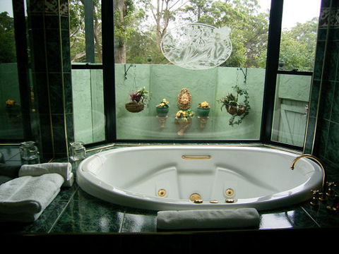 Escarpment Retreat - Accommodation Asia 5