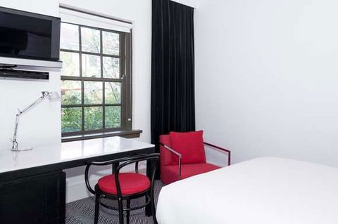 Peppers Gallery Hotel, Canberra - Accommodation Asia 3