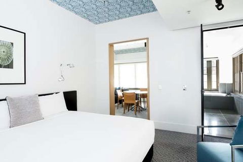 Peppers Gallery Hotel, Canberra - Accommodation Asia 12