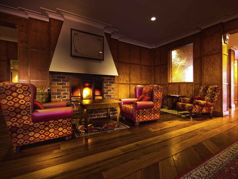 Mercure Canberra Hotel - Accommodation Asia 1