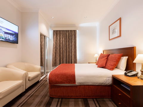 Mercure Canberra Hotel - Accommodation Asia 4