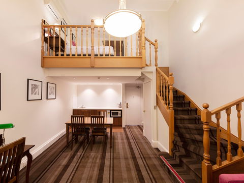 Mercure Canberra Hotel - Accommodation Asia 6