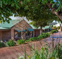 Quality Suites Banksia Gardens - Accommodation Asia
