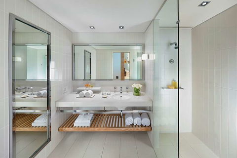 Crown Promenade Hotel - Accommodation Asia 6