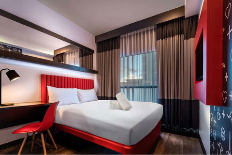 Essence Hotel Carlton - Accommodation Guide 4