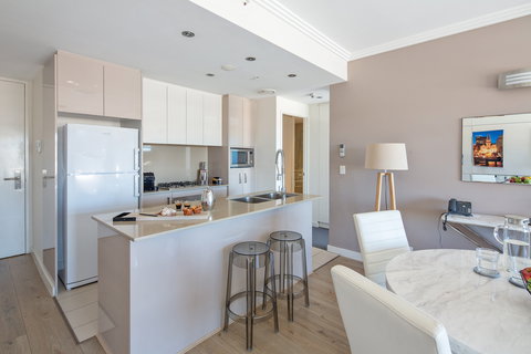 Zara Tower Serviced Apartments - Accommodation Asia 11