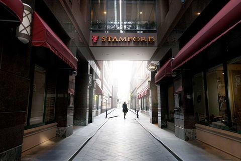 Stamford Plaza Melbourne - Accommodation Guide 1