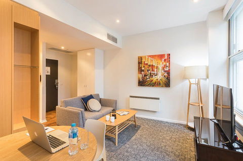 Quest On William - Accommodation Guide 0