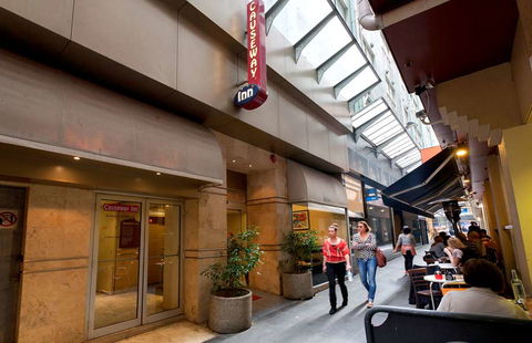 Causeway Inn On The Mall - Accommodation Guide 0