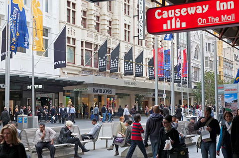 Causeway Inn On The Mall - Accommodation Guide 1