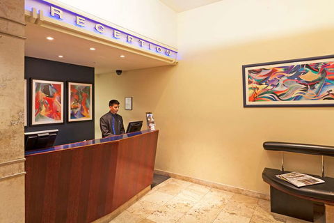 Causeway Inn On The Mall - Accommodation Guide 2