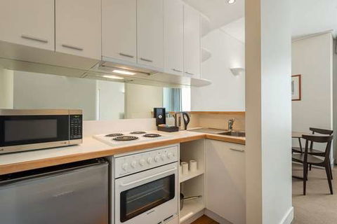 Mantra On Jolimont - Accommodation Guide 2