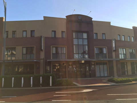 Joondalup City Hotel - Accommodation Asia 0