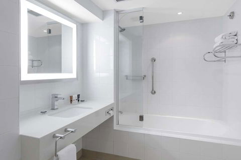 Amora Hotel Brisbane - Accommodation Asia 2