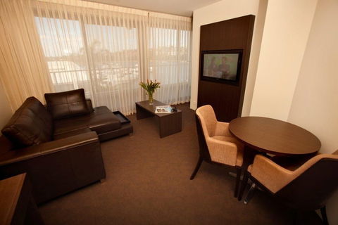 Pier 21 Apartment Hotel - Accommodation Asia 2