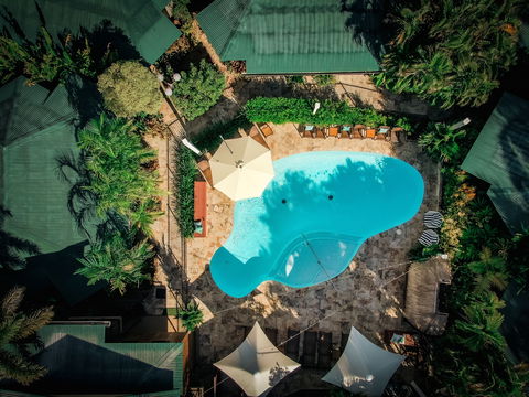 Palms City Resort - Accommodation Guide 1