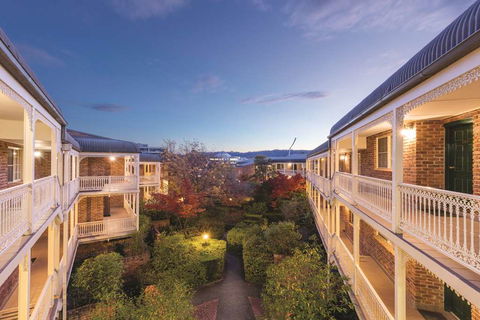 Adina Serviced Apts Canberra Kingston - Accommodation Asia 2