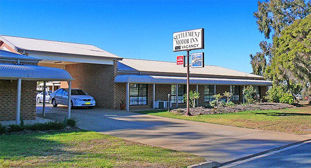 Deniliquin NSW Accommodation Asia