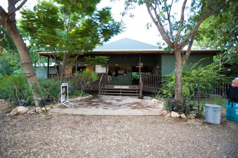 Adels Grove Camping Park Hotel - Accommodation Asia 0
