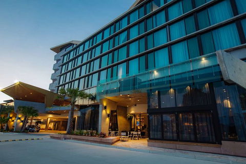 Eatons Hill Hotel - Accommodation Asia 0