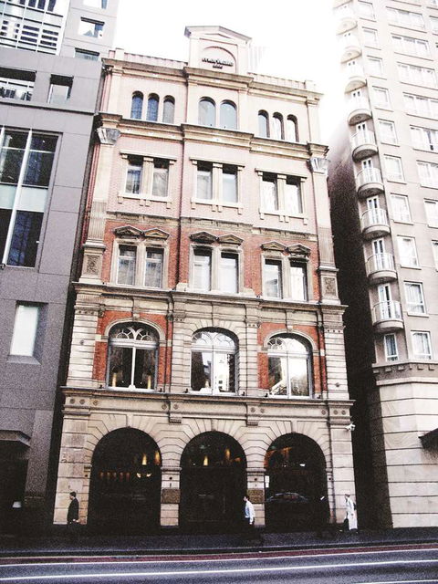 Establishment Hotel - Accommodation Asia 0