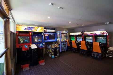 Nightcap At High Flyer Hotel - Accommodation Asia 2