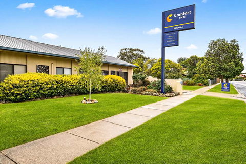 Comfort Inn - Accommodation Asia 1