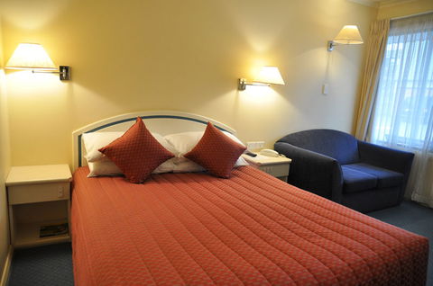 Sunrise Motor Inn - Accommodation Asia 1