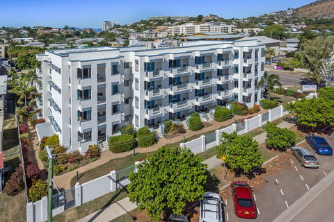 Madison Ocean Breeze - Accommodation Asia 0