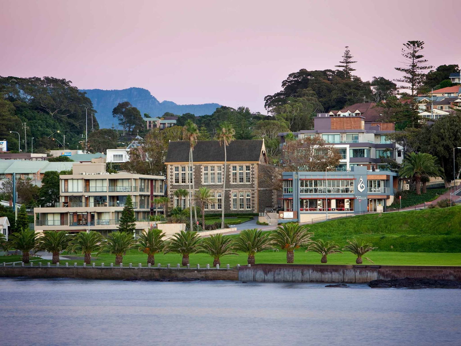 Kiama NSW Accommodation Asia