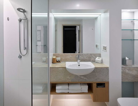 RACV Royal Pines Resort - Accommodation China 2