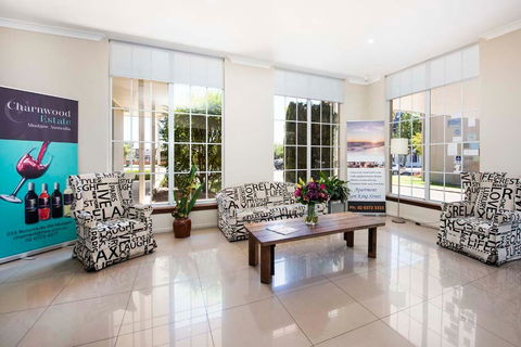 Winning Post Motel - Accommodation Asia 2