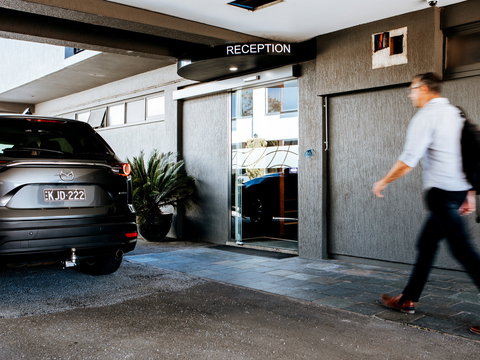 Astor Inn - Accommodation Guide 0