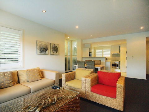 Oaks Pacific Blue Resort - Accommodation Asia 2