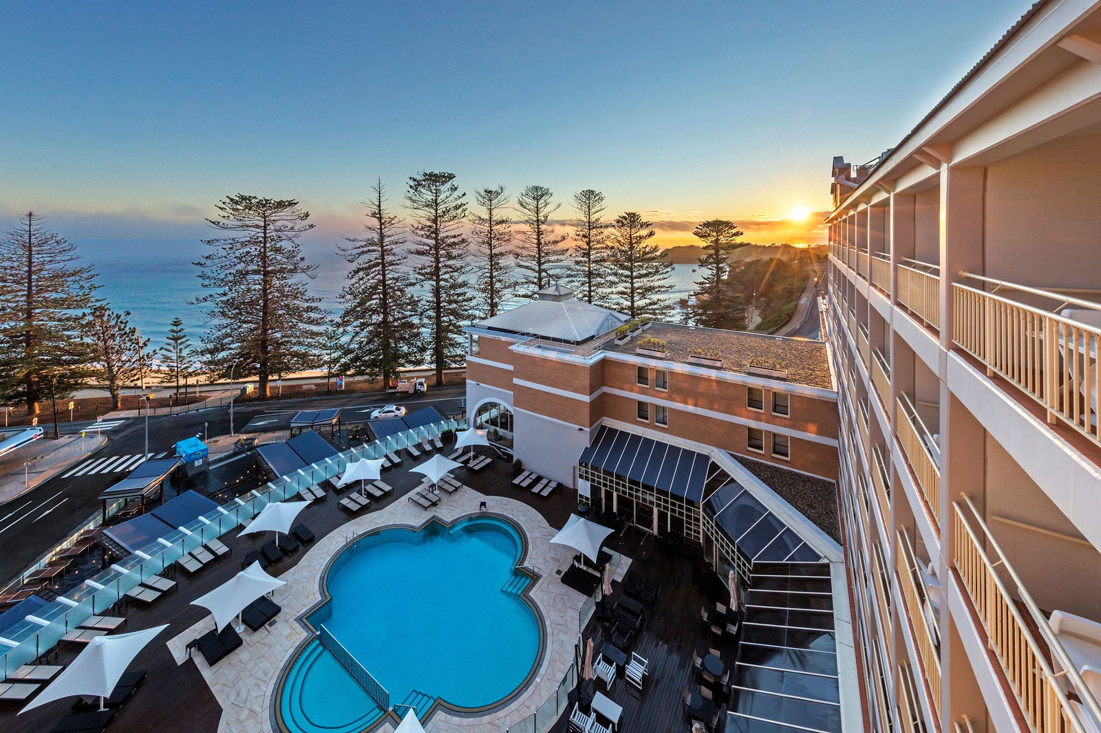 Woonona NSW Accommodation Asia